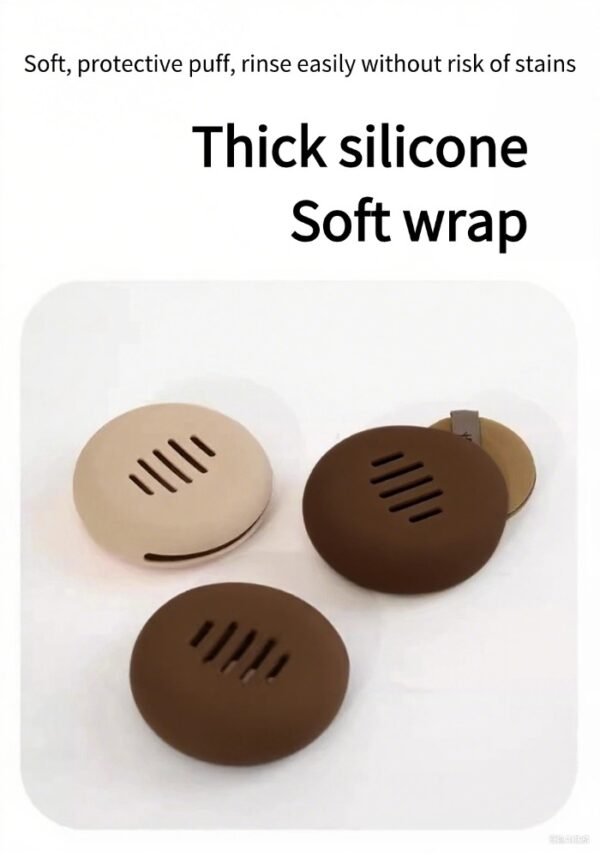 Powder puff storage box for makeup puffs